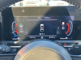 速度やシフト位置、航続可能距離など、運転に必要な情報を画面で確認できます。表示がまとまっていて視線を移しやすく、日々の運転をサポートしてくれます。