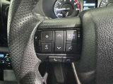ステアリングスイッチ装備!運転しながら手元でオーディオの操作などができます。