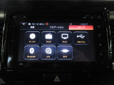 フルセグTVを搭載。CD再生、Bluetoothオーディオに対応しています。