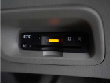 ◆ETC◆有料道路を利用する際にスムースに通過でき、わずらわしい料金支払いから開放されます!今や無いと不便に感じるほど必需品の装備ですね♪