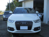 Q3 2.0 TFSI クワトロ 211PS Sラインパッケージ 4WD 
