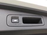 パワーテールゲートを搭載しております!