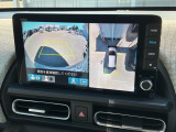 全方位モニターがついています! 車の周囲を360&deg;安全確認できるので、普段の駐車はもちろんの事、縦列駐車や幅寄せの際にも活躍してくれますよ。