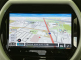 現在地周辺の道路や施設を画面で確認でき、目的地までのルート確認に便利です。地図表示を活用しながら、初めて訪れる場所への移動も落ち着いて計画できます。