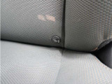 ◆ISOFIX◆シートベルトいらずでチャイルドシートと固定金具を連結するだけでガッチリ固定できます。