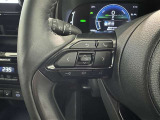ステアリングスイッチ装備!運転しながら手元でオーディオの操作などができます。