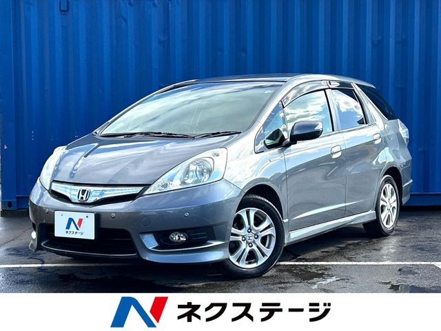 フィットシャトルハイブリッド 1.3 スマートセレクション ファインライン 