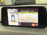 【360&deg;ビューモニター】専用のカメラにより、上から見下ろしたような視点で360度クルマの周囲を確認することができます☆死角部分も確認しやすく、狭い場所での切り返しや駐車もスムーズに行えます。