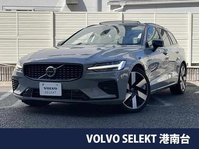 V60 ウルトラ T6 AWD プラグインハイブリッド 4WD