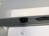 【バックカメラ】駐車時に安心のバックカメラが装備されています!