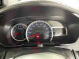 【スピードメーター】メーターがシンプルで見やすく運転しやすいですね!
