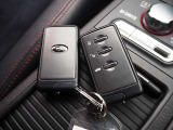 ☆スマートキー!プッシュスタート!SI-DRIVE!オートエアコン!ワイパーデアイサー!ヘッドライトウォッシャー!