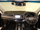 【ルームクリーニング】せっかく乗るならピカピカの車がいいですよね!当店は、他社では省きがちな細部に至るまで、徹底した清掃を行っております。