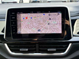スマートフォン用アプリ[Apple CarPlay][Android Auto]対応の純正ナビ Discover Pro を装備、ラジオのほか、USB、Bluetoothハンズフリー通話にも対応。