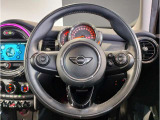 ミニ独特のゴーカートフィーリングと呼ばれる軽快なハンドリングはAT車、MT車のどちらでも楽しめます。