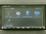 FM・AMやCD、Bluetooth Audio、TVなどの選択項目が画面に表示されます。使いたい音源を確認しやすく、日々の移動に合わせてオーディオを活用できます。