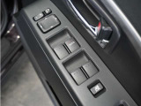 ◆パワーウィンドウスイッチ◆運転席から全席の窓の開閉操作を行うことが出来いつでも換気ができます!
