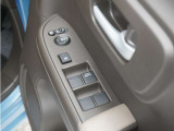 ◆パワーウィンドウスイッチ◆運転席から全席の窓の開閉操作を行うことが出来いつでも換気ができます!