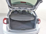 荷物を隠すトノカバー付、車外の視線からあなたのプライバシーをしっかり守ります!!