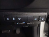 トッテオキノ、1台ご用意しています。ごゆっくりとお車を見ていただけます