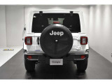 リアから見てもJeepだとすぐに分かります。