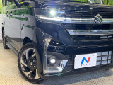 【LEDヘッドライト】悪天候や夜間走行時も良好な視界を確保し安心して運転できる高輝度LEDヘッドライトを装備!点灯速度が早く、消費電力も抑えられています。