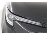 LEDランプ車 白く照らされるのが特徴です。明るいだけでなく、周囲からの認知されやすく歩行者や死角にいる方へアピール効果、安全性が飛躍的に向上します!