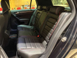 リアシートも座面長に余裕があり長い時間の乗車でも苦になりません。