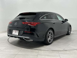 ナンバー付きの車両は公道試乗可能です(登録済未使用車など一部除く)。また、取り回しの確認など、広い場内でご試乗も可能です。お気軽に申し付けください。