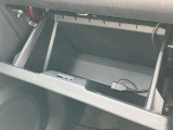 使いやすい場所に豊富な収納スペース♪