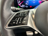 メモリー付きパワーシートが装備されている車両はシートの位置・ドアミラーの角度・ハンドルの位置を3名まで記憶出来ます。
