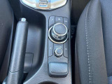 運転中でも使いやすい設計のコネクティビティシステム。様々な情報を一元管理できます。A connectivity system designed to be easy to use while driving. You can centrally manage various information.