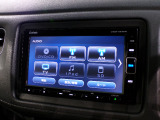 CD、DVD、Bluetooth、AM、FM、スマートフォン接続ができます。