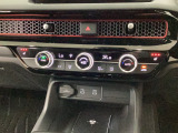 【シートヒーター】寒い季節の味方!エアコンより素早く暖まるので、出発してすぐの車内の寒さを和らげますよ♪