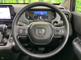 【純正革巻きステアリング】上質な革を使用することで、手にしっかり馴染みとても運転しやすいハンドルです♪