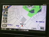 周辺の道路や施設を地図上で確認でき、現在地を把握しながら目的地までの道のりを確認できます。縮尺や表示項目も画面から選べるため、普段のお出かけ先を探す際にも活用いただけます。