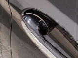 BMWの伝統の丸目4灯ヘッドライトでございます。LEDライトで視認性もよく明るく安全性の向上につながります。