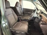 室内や視界もとても広いため運転しやすいですよ。ぜひご来店の際はお掛け下さい。