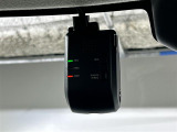 【ドライブレコーダー】映像・音声などの運転中の記録を残します。事故などを起こした起こされた時の証拠になりえますので、もしも時でも安心ですね。