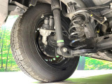 お車を安心してお乗りいただく為には、足回りの定期点検が欠かせません。サービスサポート(有償保証)では無料点検もご提供しており、安心のカーライフをお過ごしいただけるサポート体制が整っています。