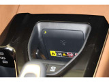 置き型ワイヤレス充電装備しています。