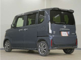 当社では、お客様に安心してお車をお選びいただくため、ご購入前に現車のご確認をお願いしております。