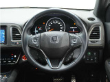 ◆ハンドル全体◆各種スイッチがハンドルから手を放さず操作できるので運転中でも楽に操作できます。