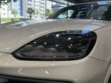 111項目のチェックリストに沿って車両全体の状態と機能、車両情報と履歴を入念にチェックいたします。品質保証だけに留まらず細部までクオリティにこだわりぬいた車両をご提供いたします。