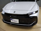 LEDヘッドライトです。デザイン性がよくとても明るいので、夜間の走行や悪天候でも安心です。しかも長寿命!
