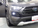 Bi-Beam LEDヘッドランプ+LEDクリアランスランプ+LEDデイタイムランニングランプ+LEDターンランプ+LEDフロントフォグランプ 少ない電力で明るく照らします☆彡