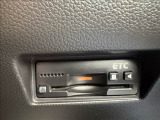 ETC車載器が付いているため、高速道路を走行する際に便利です。
