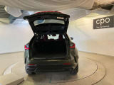 ハンズフリーパワーバックドアオプション付きのお車です。両手に荷物を持ったままバックドアを開けることができるので、便利です。