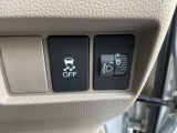 横滑りを抑制し車の姿勢の安定を図るVSA機能を搭載。