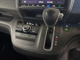 運転席センターに集約され操作性、デザイン性もいいです♪